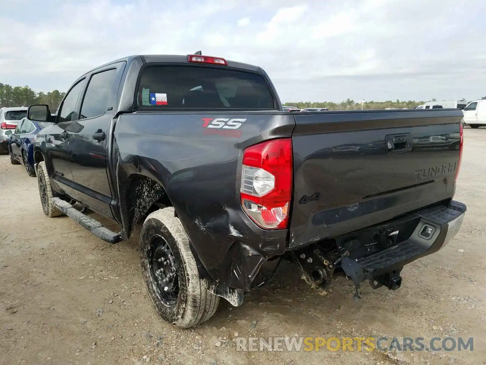 3 Photograph of a damaged car 5TFDY5F10LX940222 TOYOTA TUNDRA 2020