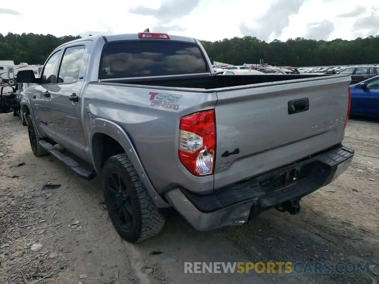 3 Photograph of a damaged car 5TFDY5F10LX944173 TOYOTA TUNDRA 2020