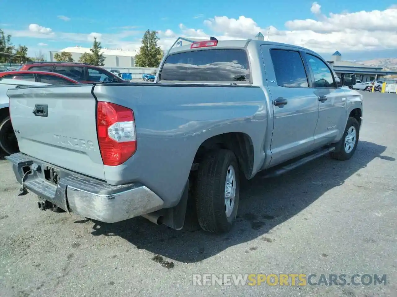 4 Photograph of a damaged car 5TFDY5F11LX882007 TOYOTA TUNDRA 2020