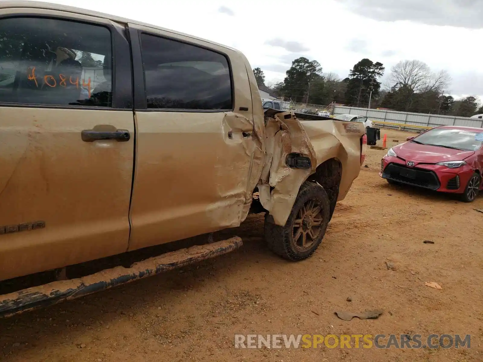 9 Photograph of a damaged car 5TFDY5F11LX883044 TOYOTA TUNDRA 2020