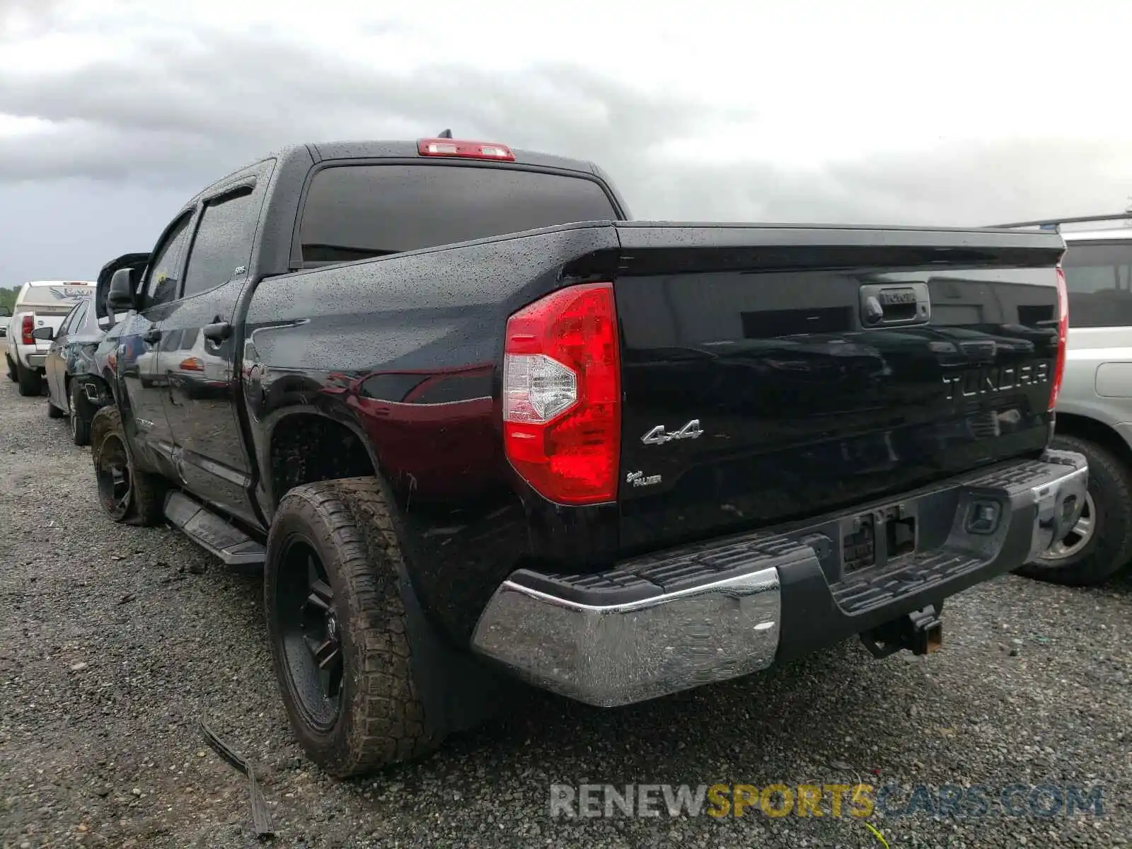 3 Photograph of a damaged car 5TFDY5F11LX884825 TOYOTA TUNDRA 2020