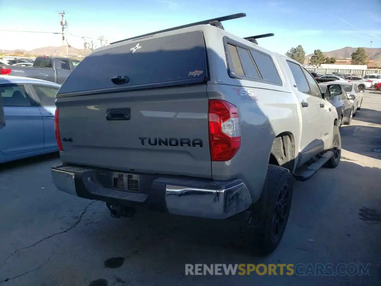 4 Photograph of a damaged car 5TFDY5F11LX889927 TOYOTA TUNDRA 2020