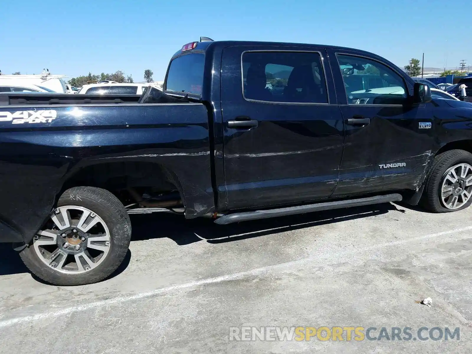 9 Photograph of a damaged car 5TFDY5F11LX903759 TOYOTA TUNDRA 2020