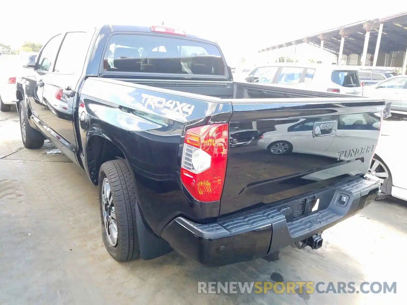 3 Photograph of a damaged car 5TFDY5F11LX909805 TOYOTA TUNDRA 2020