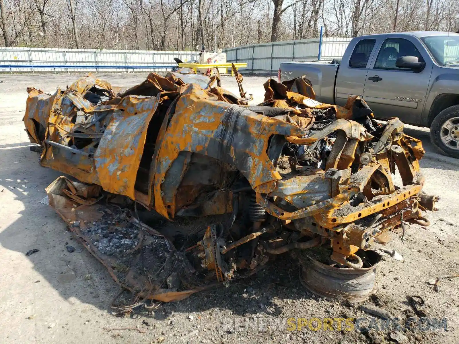 1 Photograph of a damaged car 5TFDY5F11LX916057 TOYOTA TUNDRA 2020