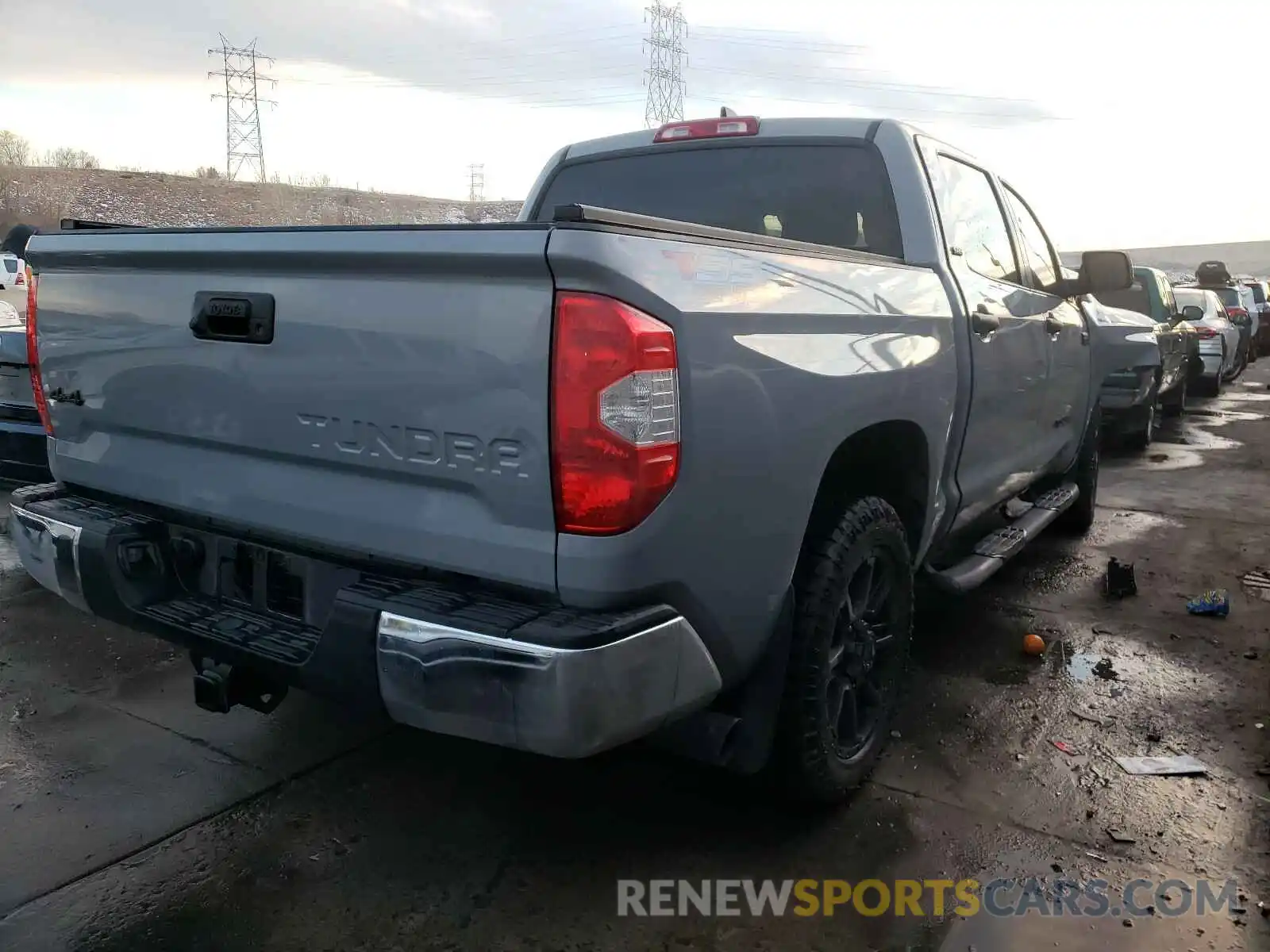 4 Photograph of a damaged car 5TFDY5F11LX919413 TOYOTA TUNDRA 2020