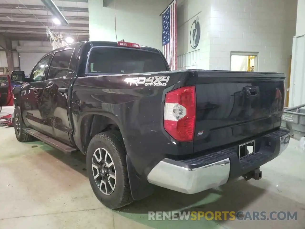 3 Photograph of a damaged car 5TFDY5F11LX935336 TOYOTA TUNDRA 2020