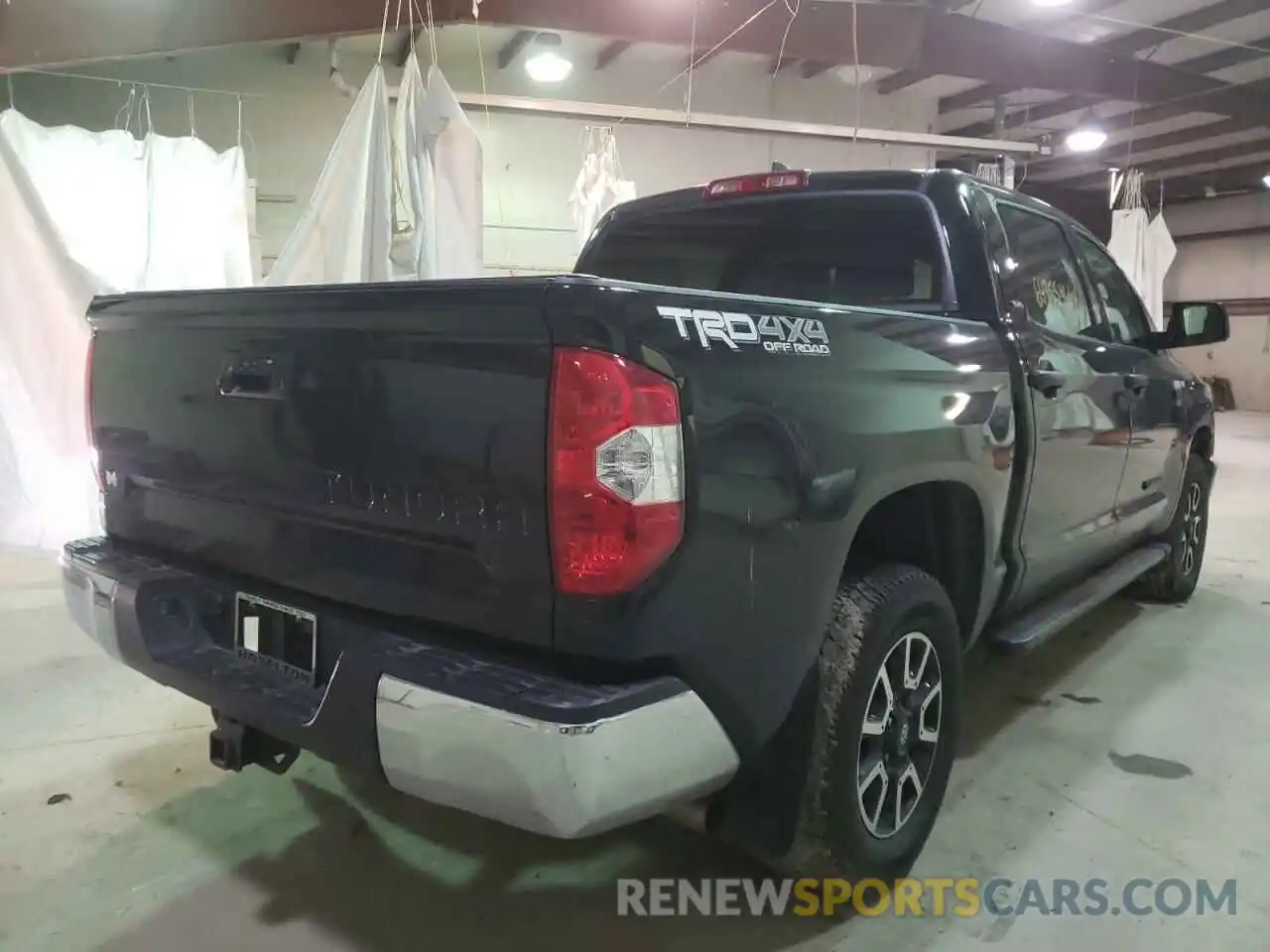 4 Photograph of a damaged car 5TFDY5F11LX935336 TOYOTA TUNDRA 2020