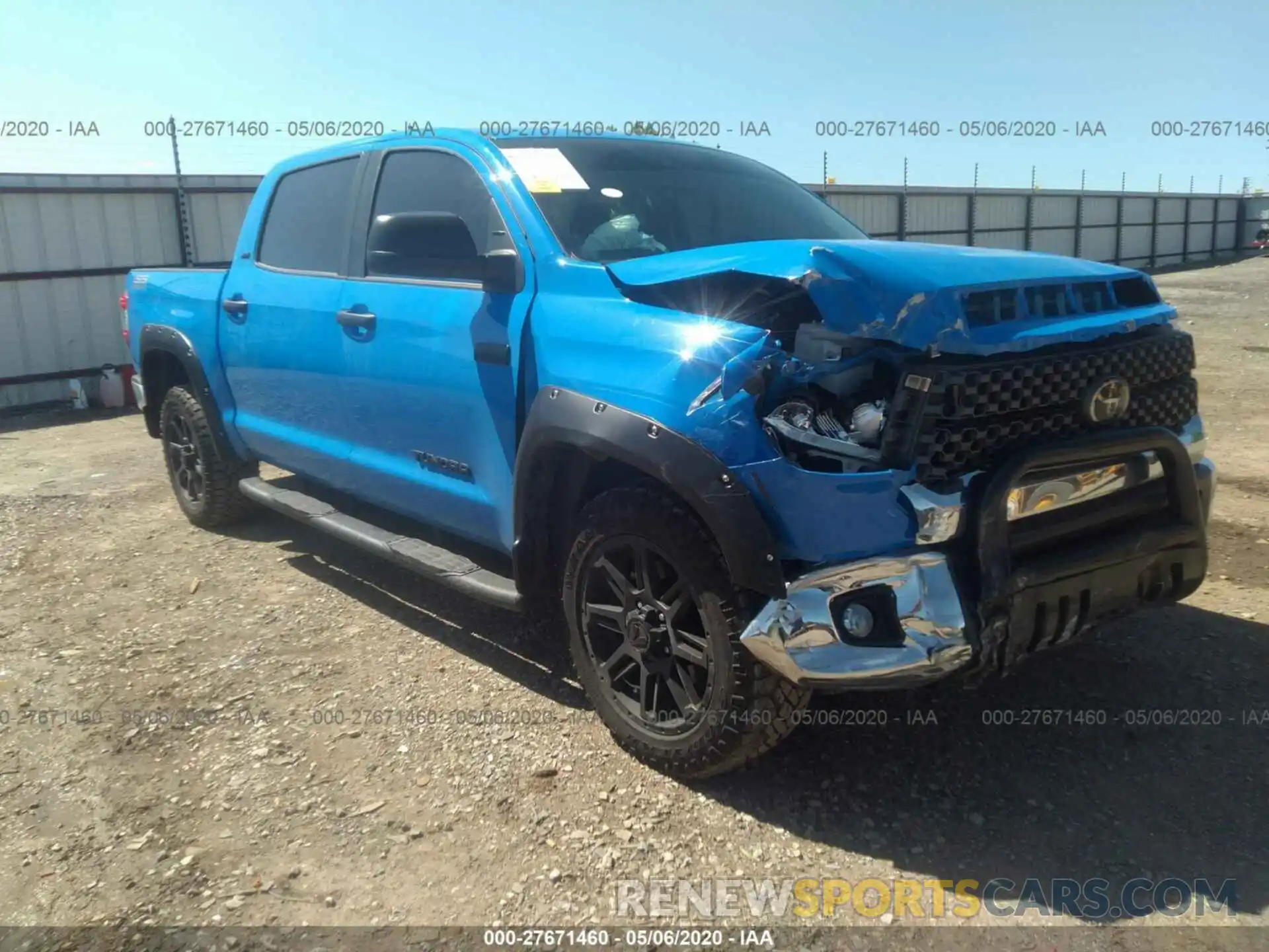 1 Photograph of a damaged car 5TFDY5F12LX884817 TOYOTA TUNDRA 2020