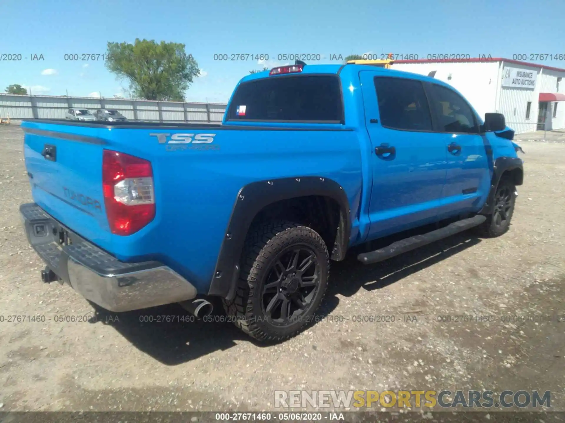 4 Photograph of a damaged car 5TFDY5F12LX884817 TOYOTA TUNDRA 2020