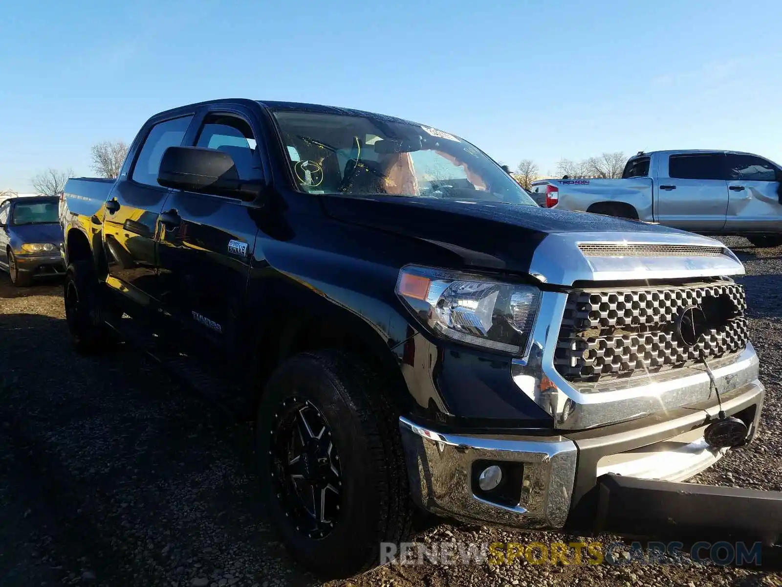 1 Photograph of a damaged car 5TFDY5F12LX888236 TOYOTA TUNDRA 2020