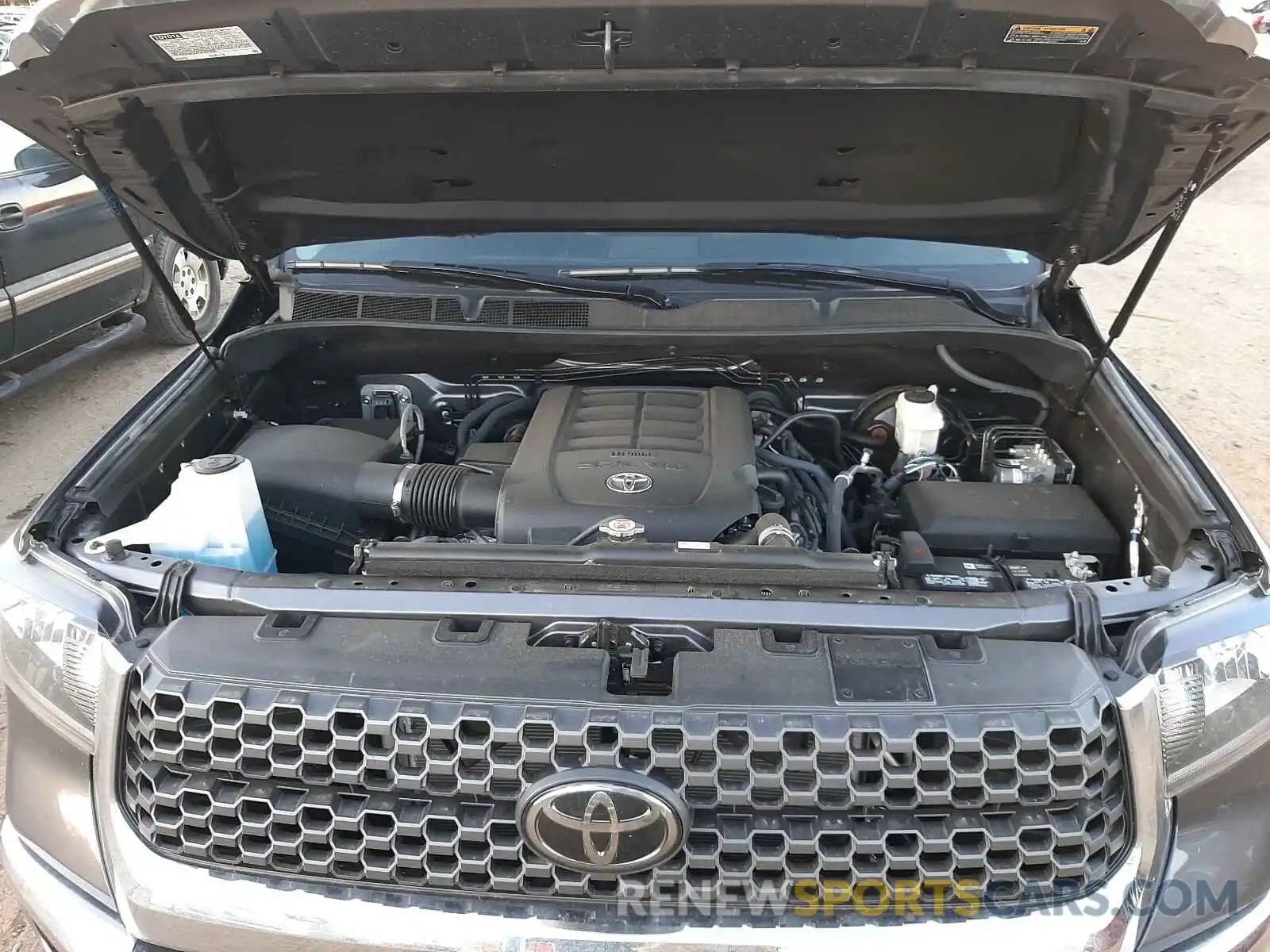 7 Photograph of a damaged car 5TFDY5F12LX913183 TOYOTA TUNDRA 2020