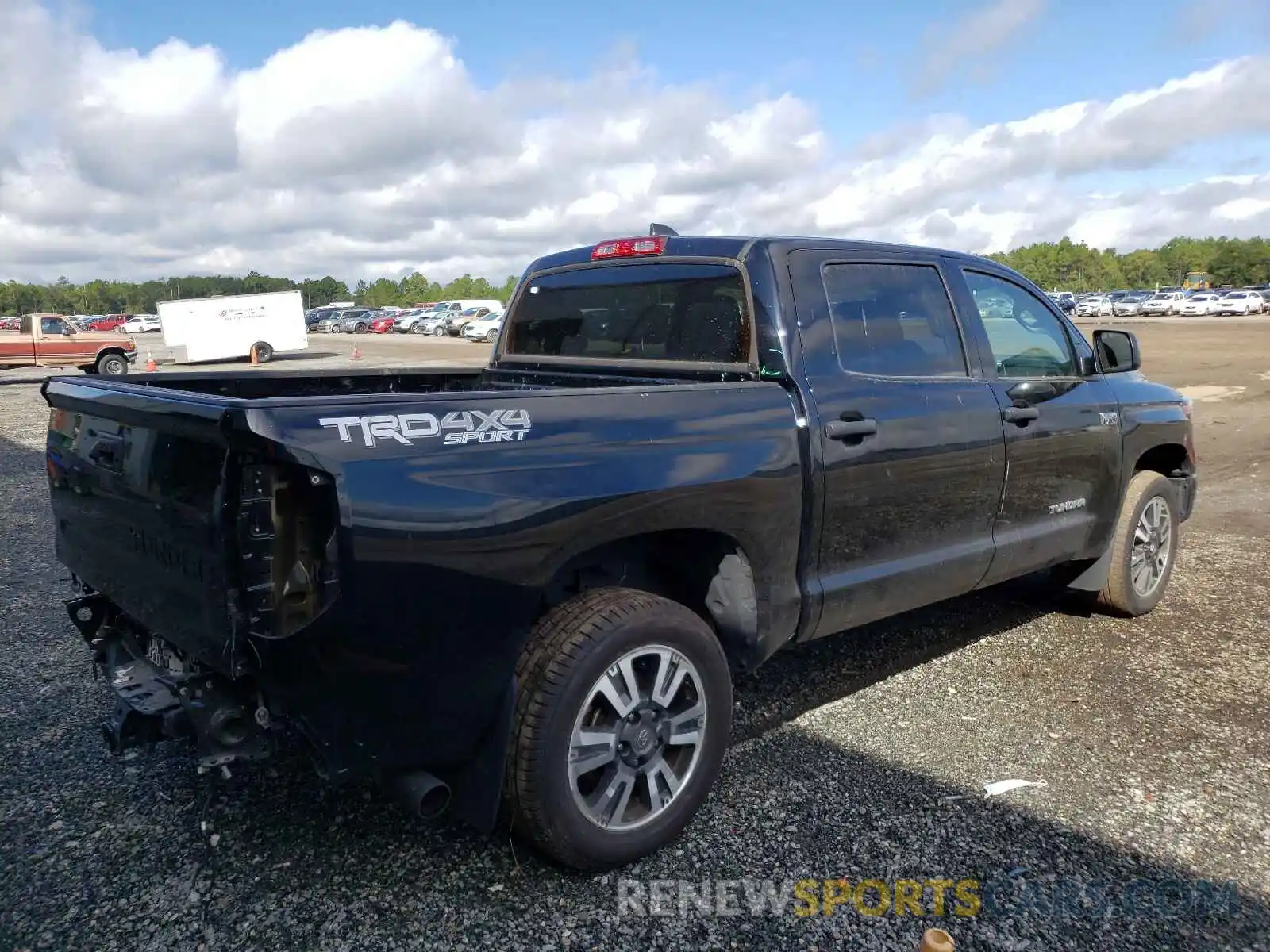 4 Photograph of a damaged car 5TFDY5F12LX915080 TOYOTA TUNDRA 2020