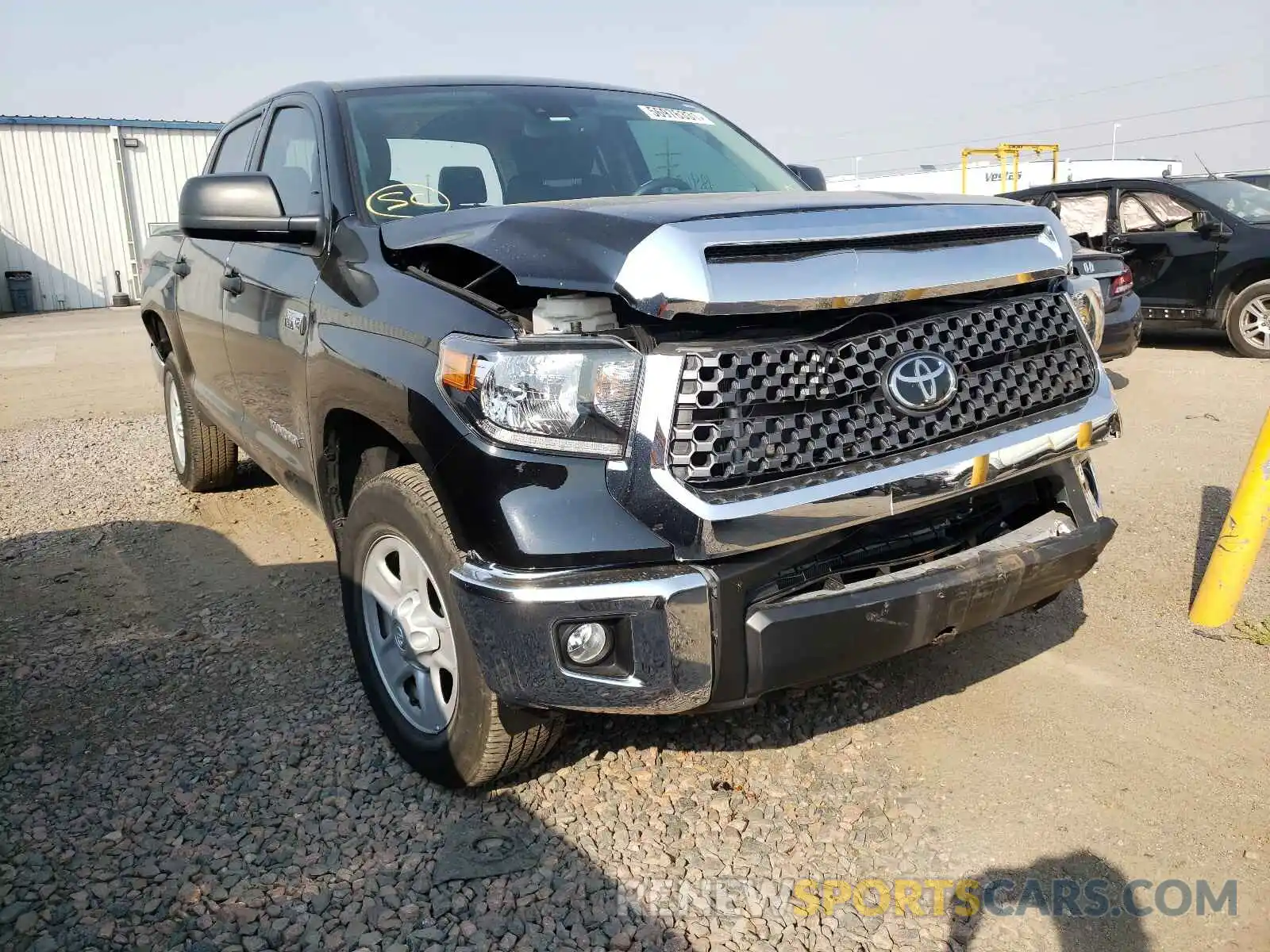 1 Photograph of a damaged car 5TFDY5F12LX942313 TOYOTA TUNDRA 2020