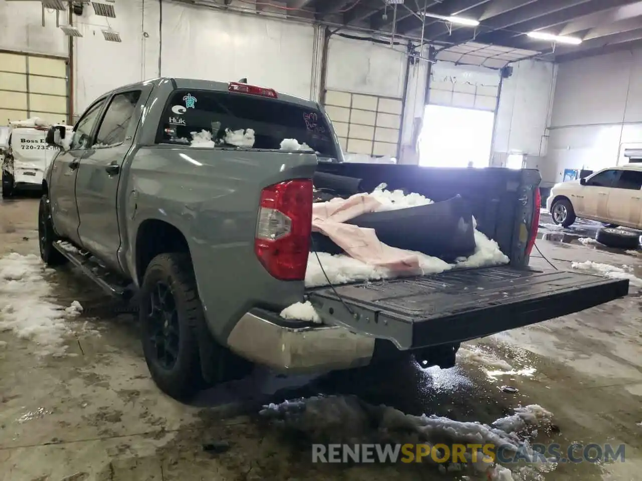 3 Photograph of a damaged car 5TFDY5F12LX954669 TOYOTA TUNDRA 2020