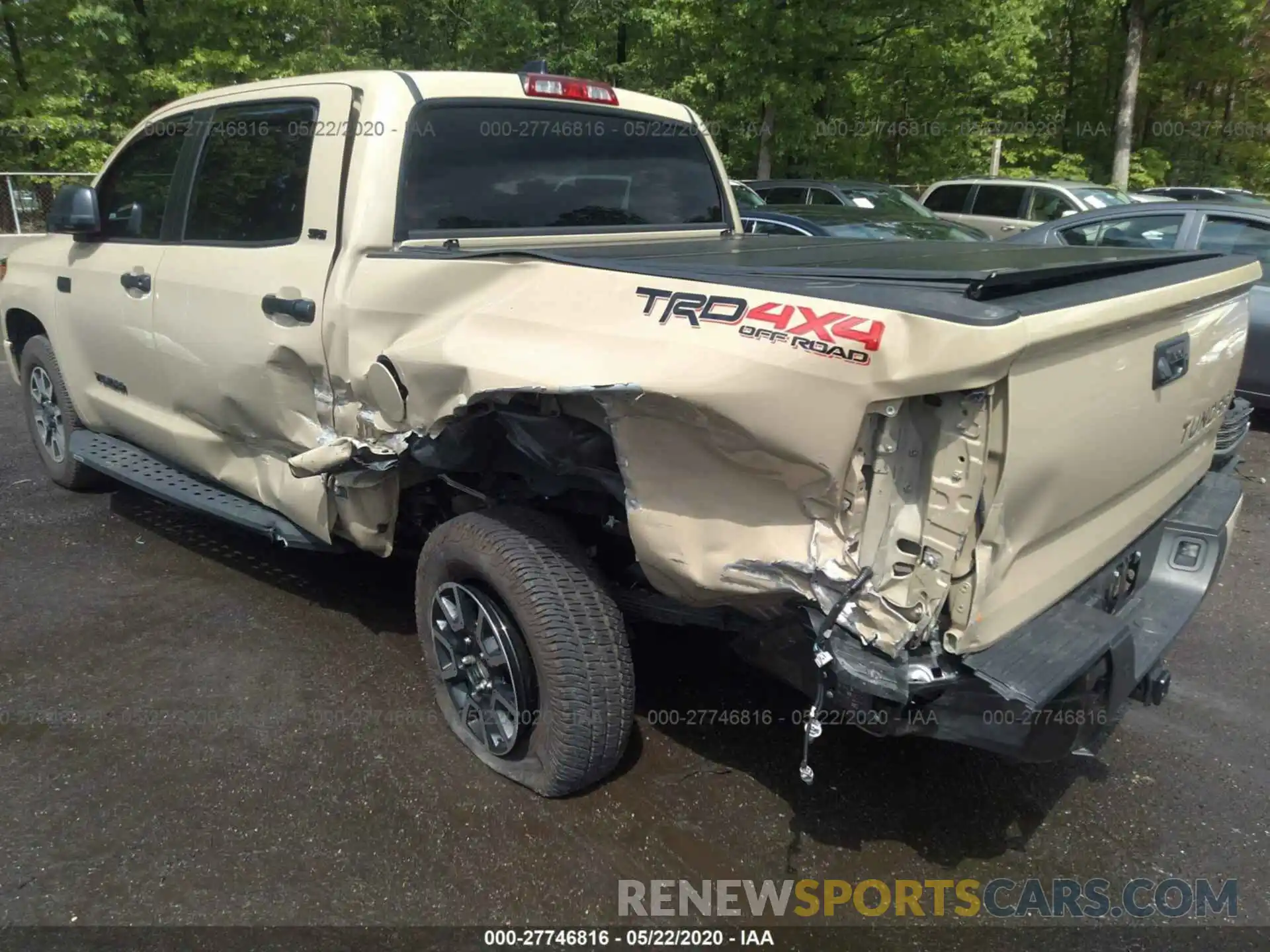 6 Photograph of a damaged car 5TFDY5F13LX872305 TOYOTA TUNDRA 2020