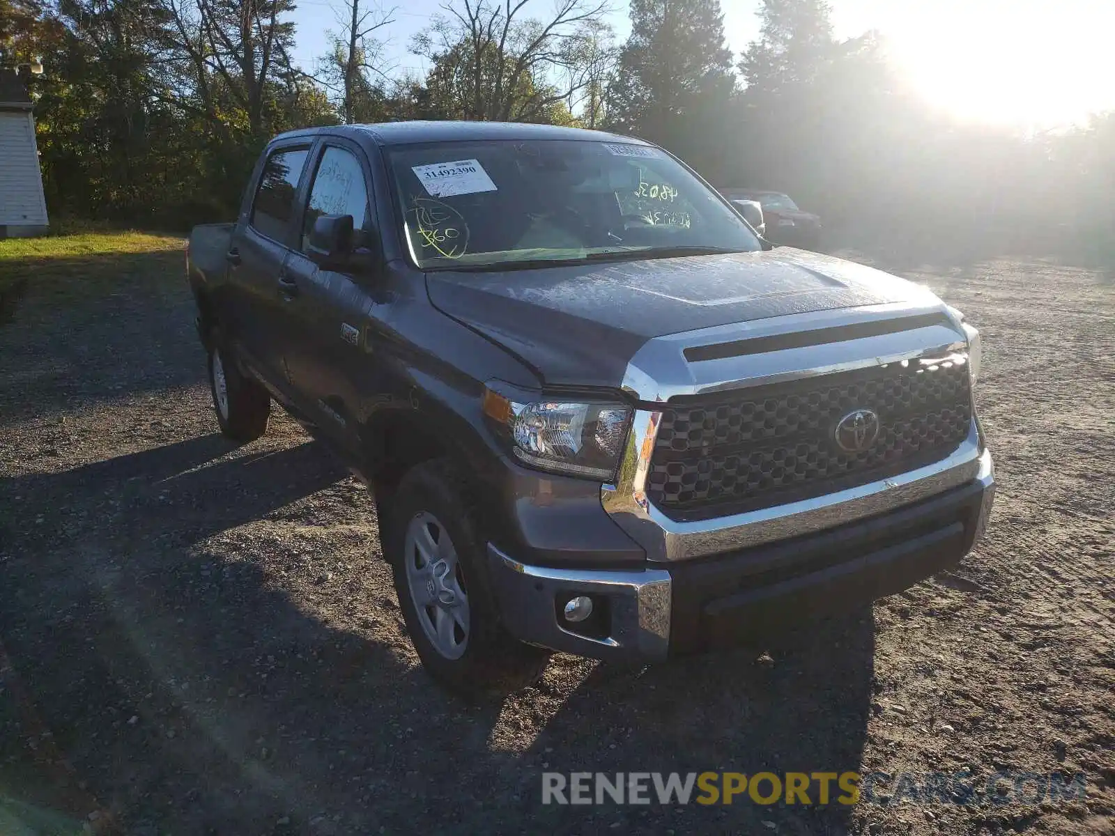 1 Photograph of a damaged car 5TFDY5F13LX891906 TOYOTA TUNDRA 2020