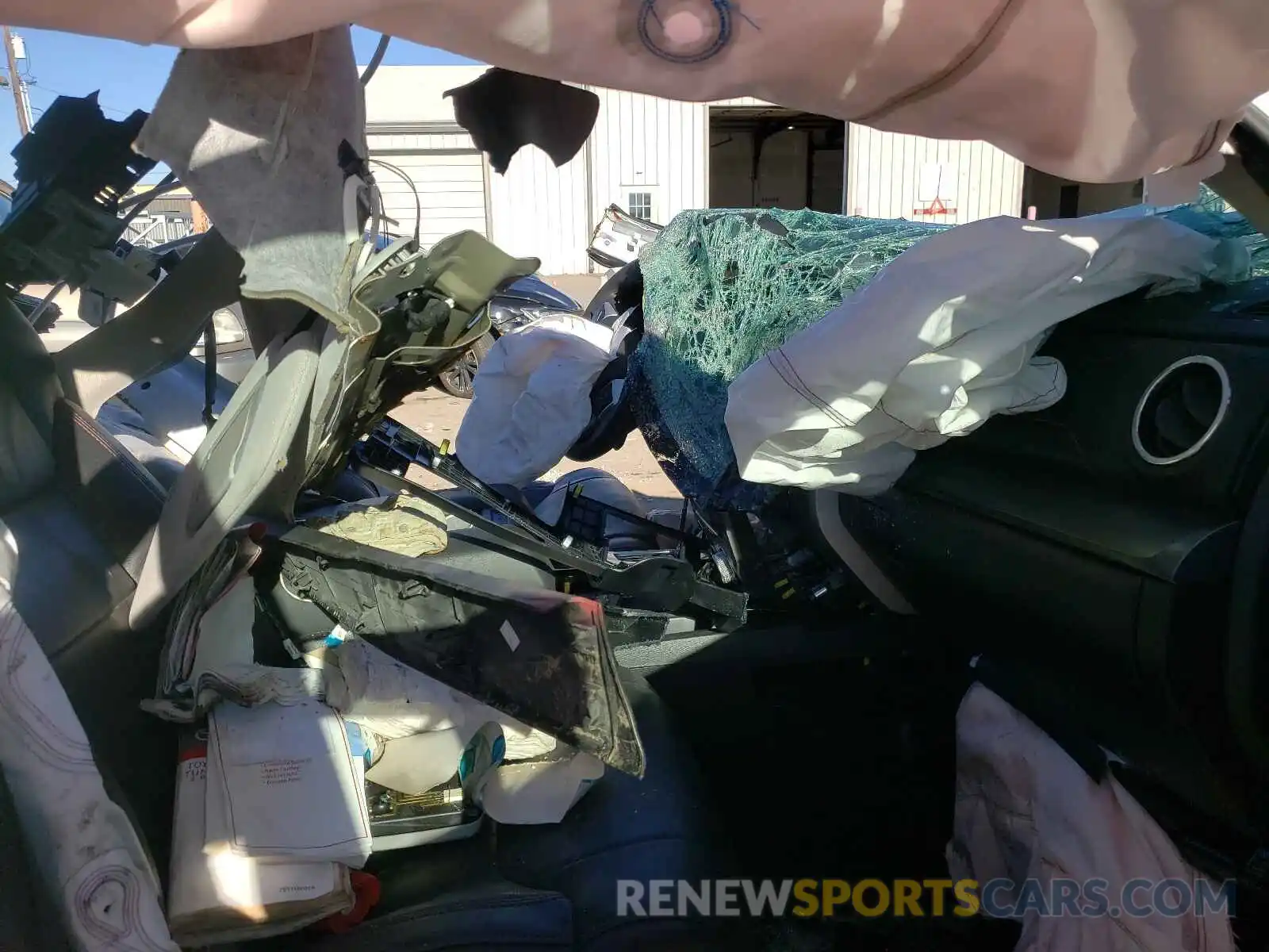 5 Photograph of a damaged car 5TFDY5F13LX901219 TOYOTA TUNDRA 2020