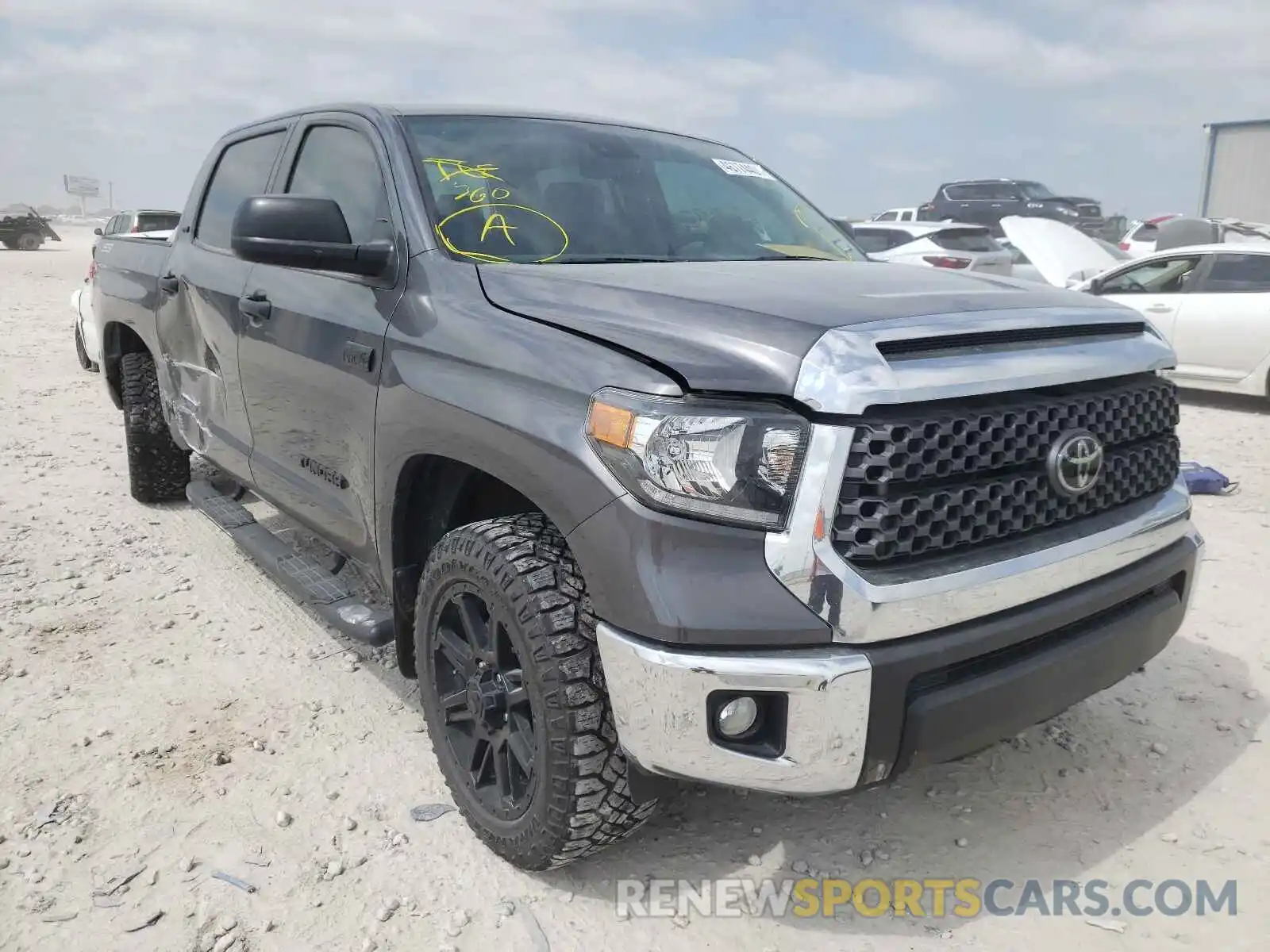 1 Photograph of a damaged car 5TFDY5F13LX914018 TOYOTA TUNDRA 2020