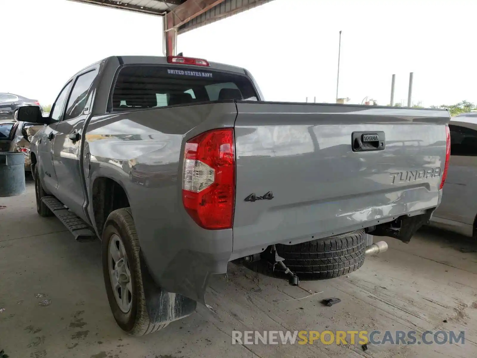 3 Photograph of a damaged car 5TFDY5F13LX929800 TOYOTA TUNDRA 2020