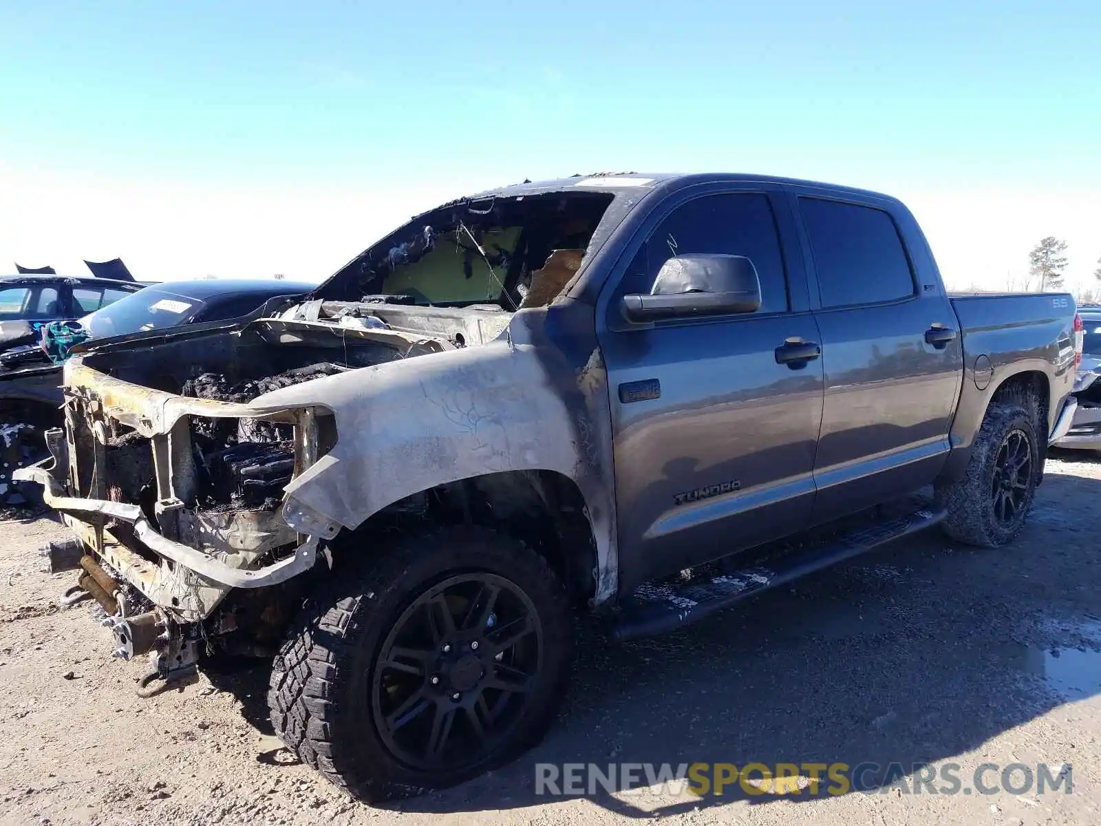 2 Photograph of a damaged car 5TFDY5F13LX941932 TOYOTA TUNDRA 2020