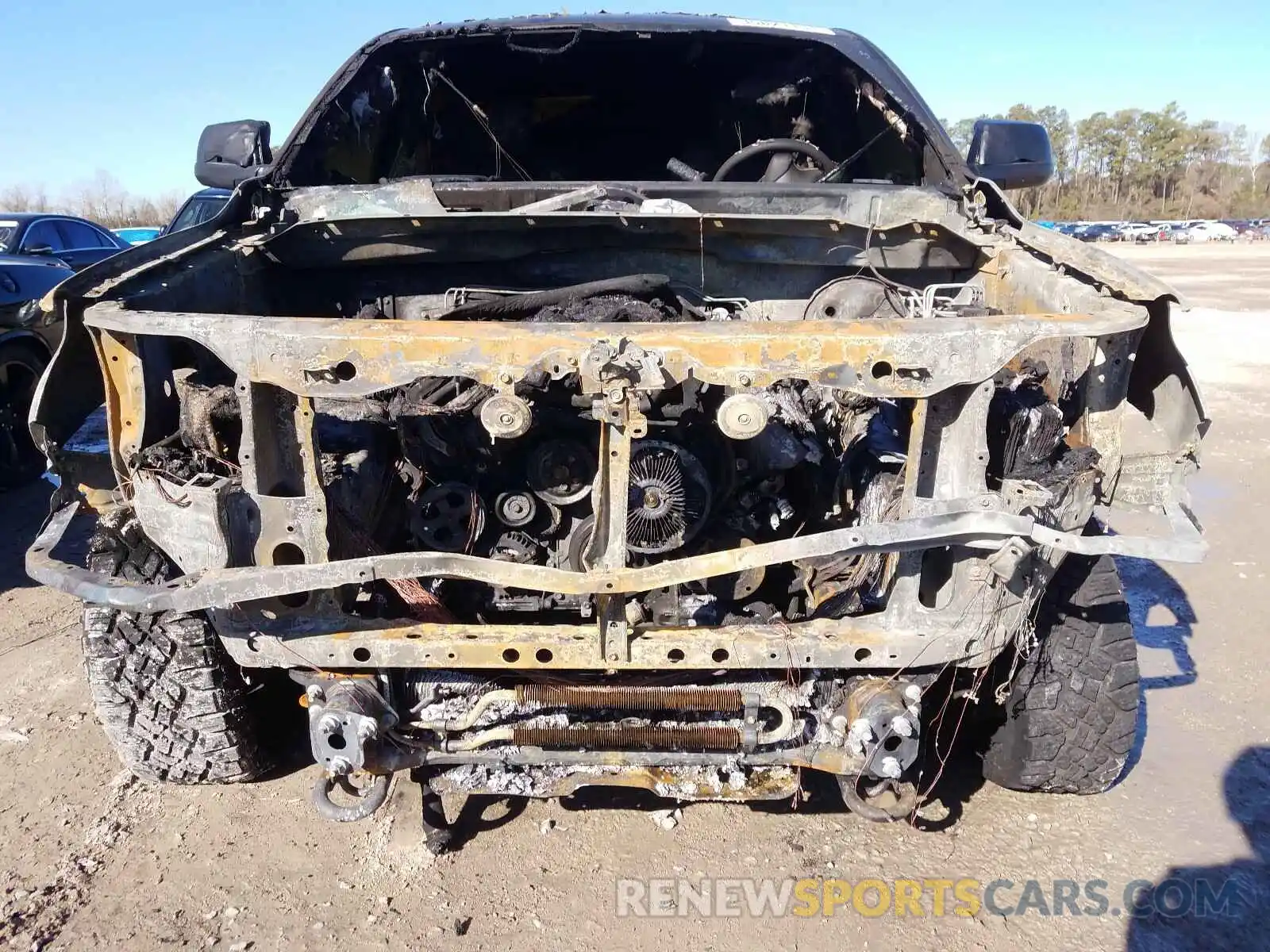 9 Photograph of a damaged car 5TFDY5F13LX941932 TOYOTA TUNDRA 2020