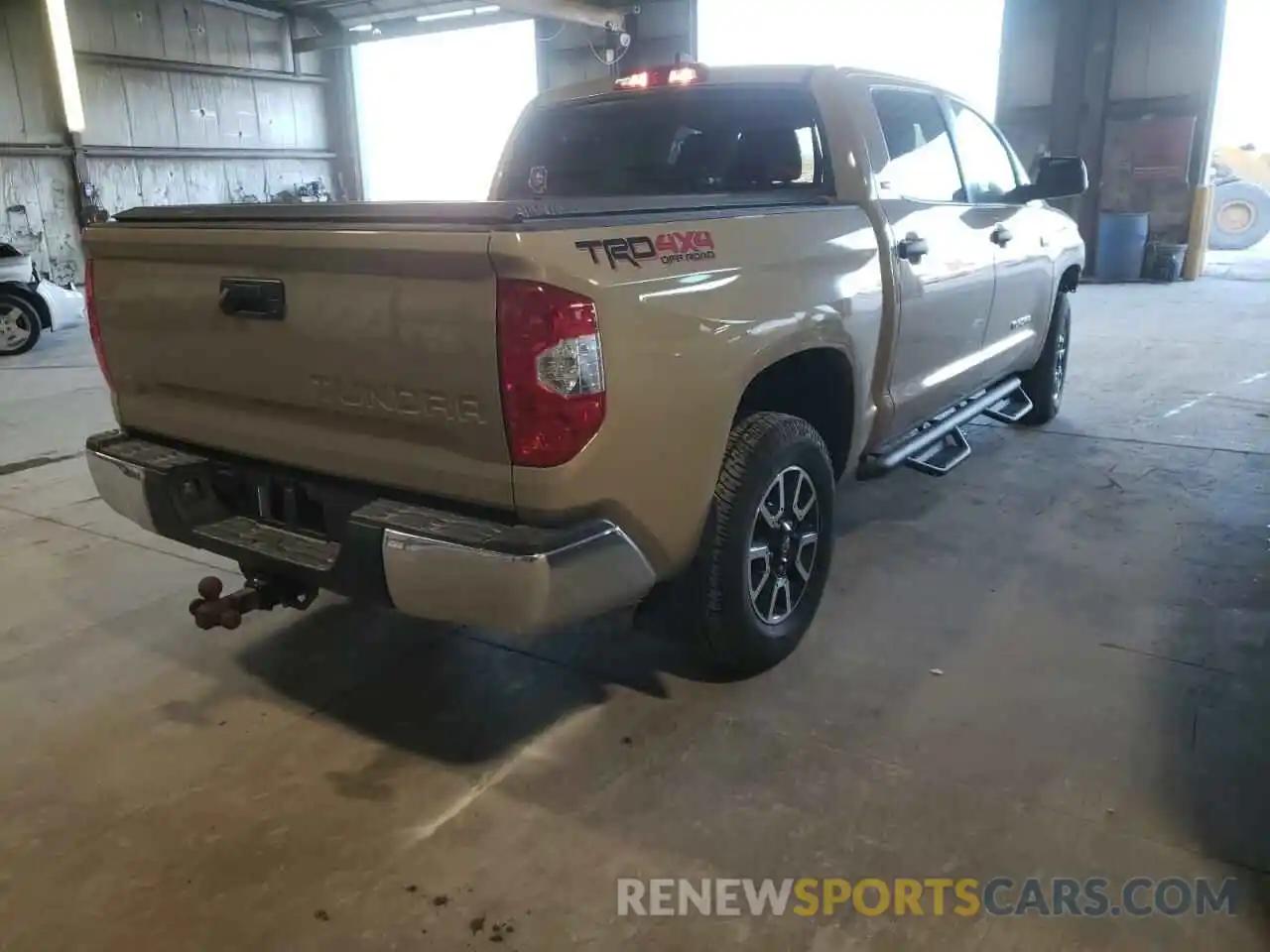 4 Photograph of a damaged car 5TFDY5F13LX947620 TOYOTA TUNDRA 2020