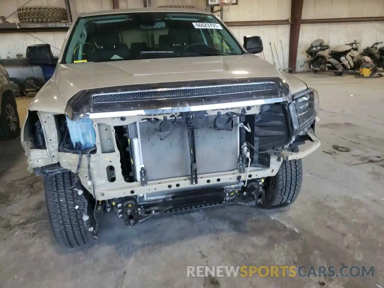 9 Photograph of a damaged car 5TFDY5F13LX947620 TOYOTA TUNDRA 2020