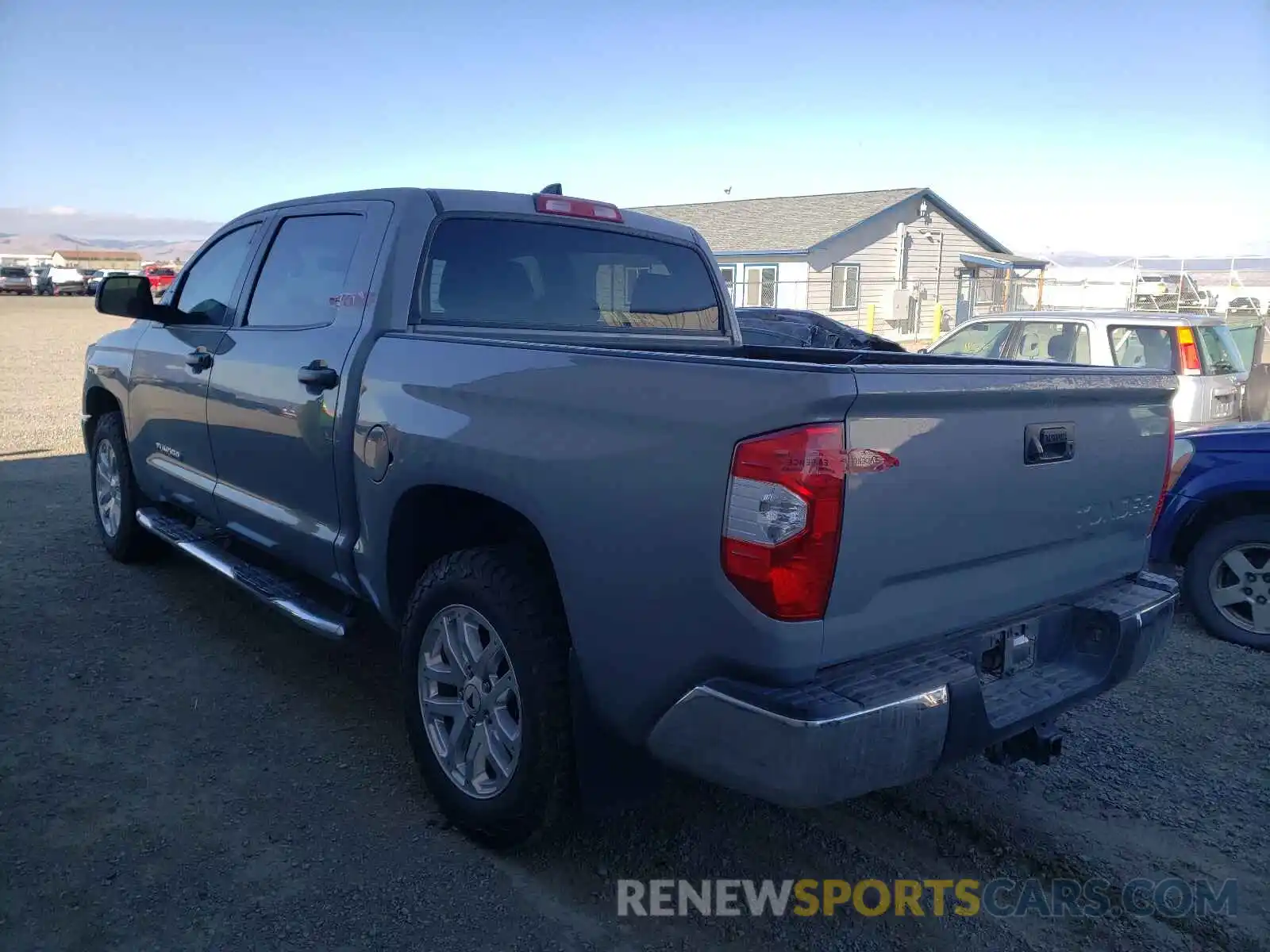 3 Photograph of a damaged car 5TFDY5F14LX871468 TOYOTA TUNDRA 2020