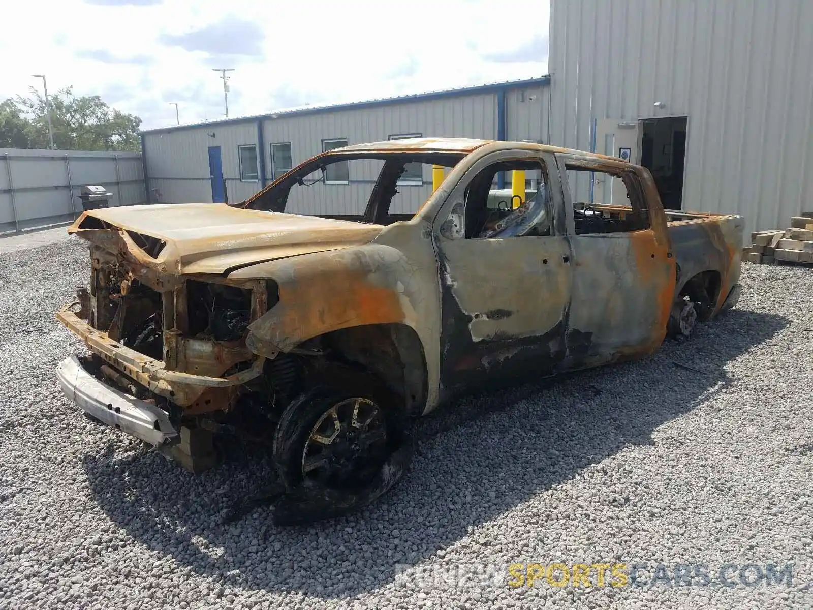 2 Photograph of a damaged car 5TFDY5F14LX875438 TOYOTA TUNDRA 2020