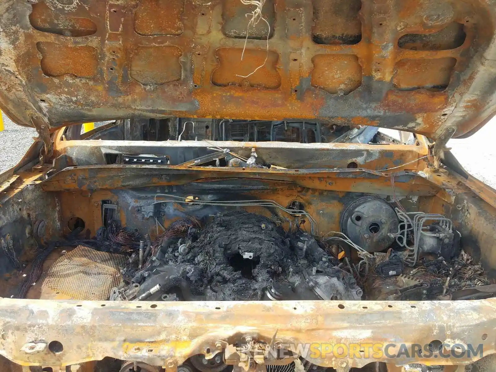 7 Photograph of a damaged car 5TFDY5F14LX875438 TOYOTA TUNDRA 2020