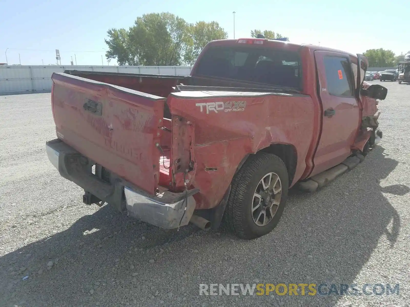 4 Photograph of a damaged car 5TFDY5F14LX882597 TOYOTA TUNDRA 2020