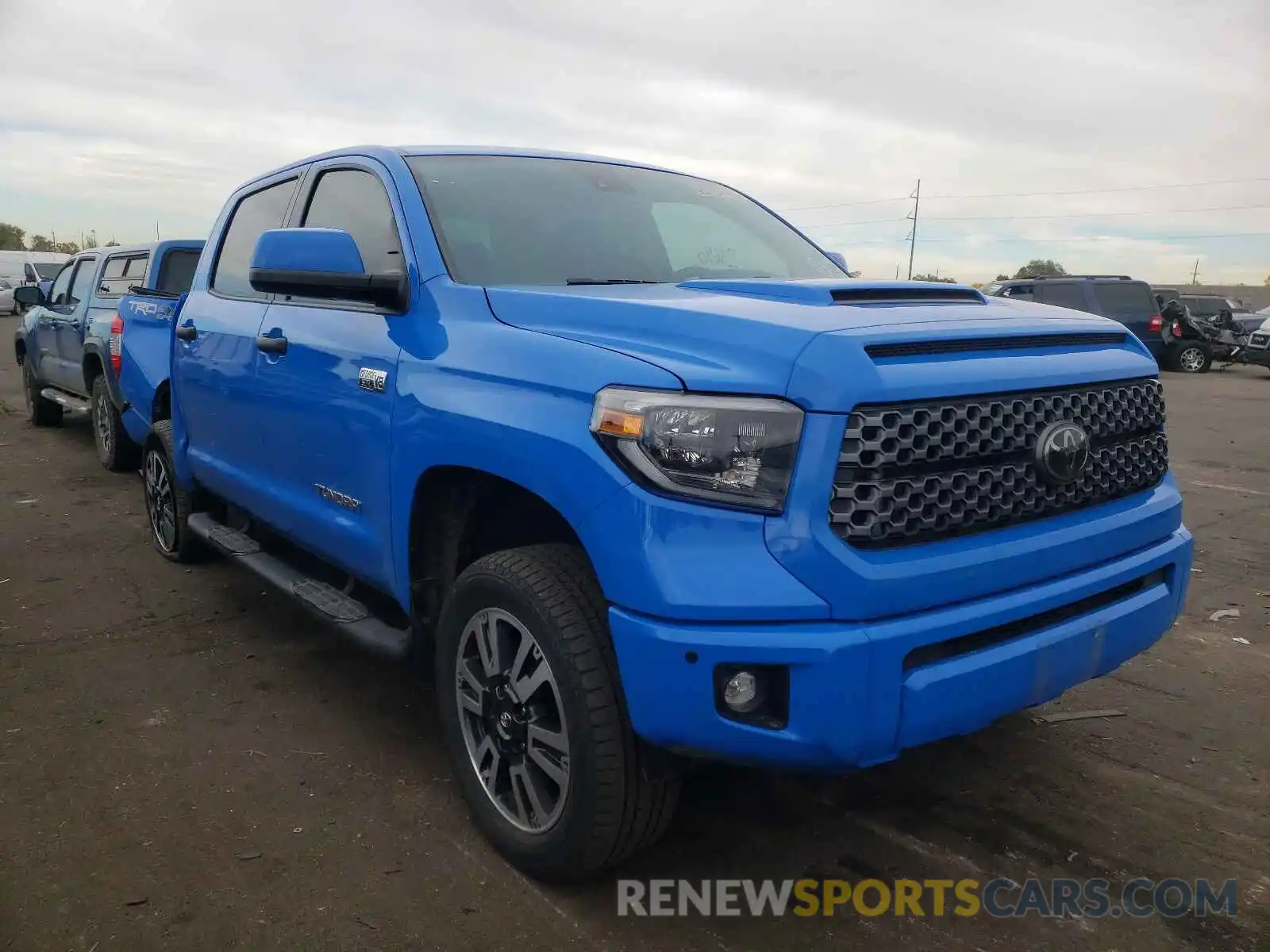 1 Photograph of a damaged car 5TFDY5F14LX886388 TOYOTA TUNDRA 2020