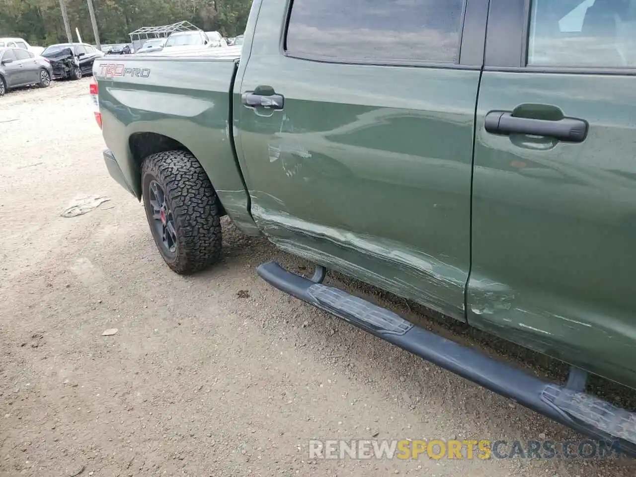 9 Photograph of a damaged car 5TFDY5F14LX895916 TOYOTA TUNDRA 2020