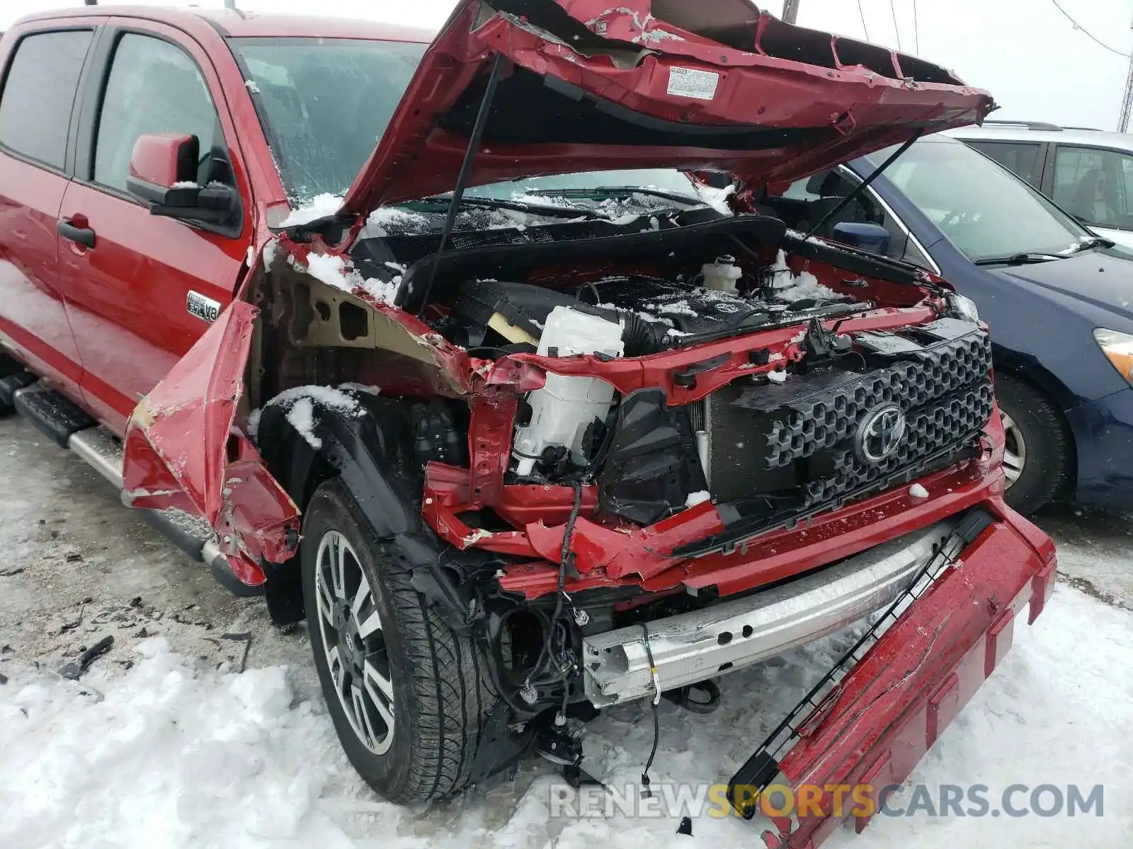 9 Photograph of a damaged car 5TFDY5F14LX900905 TOYOTA TUNDRA 2020