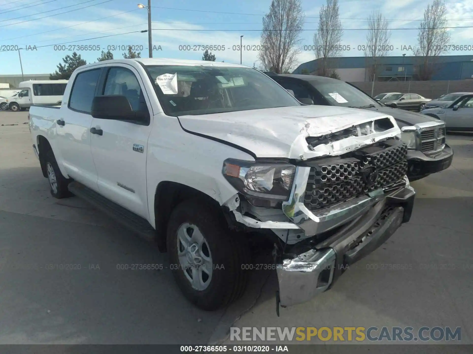 1 Photograph of a damaged car 5TFDY5F14LX904016 TOYOTA TUNDRA 2020