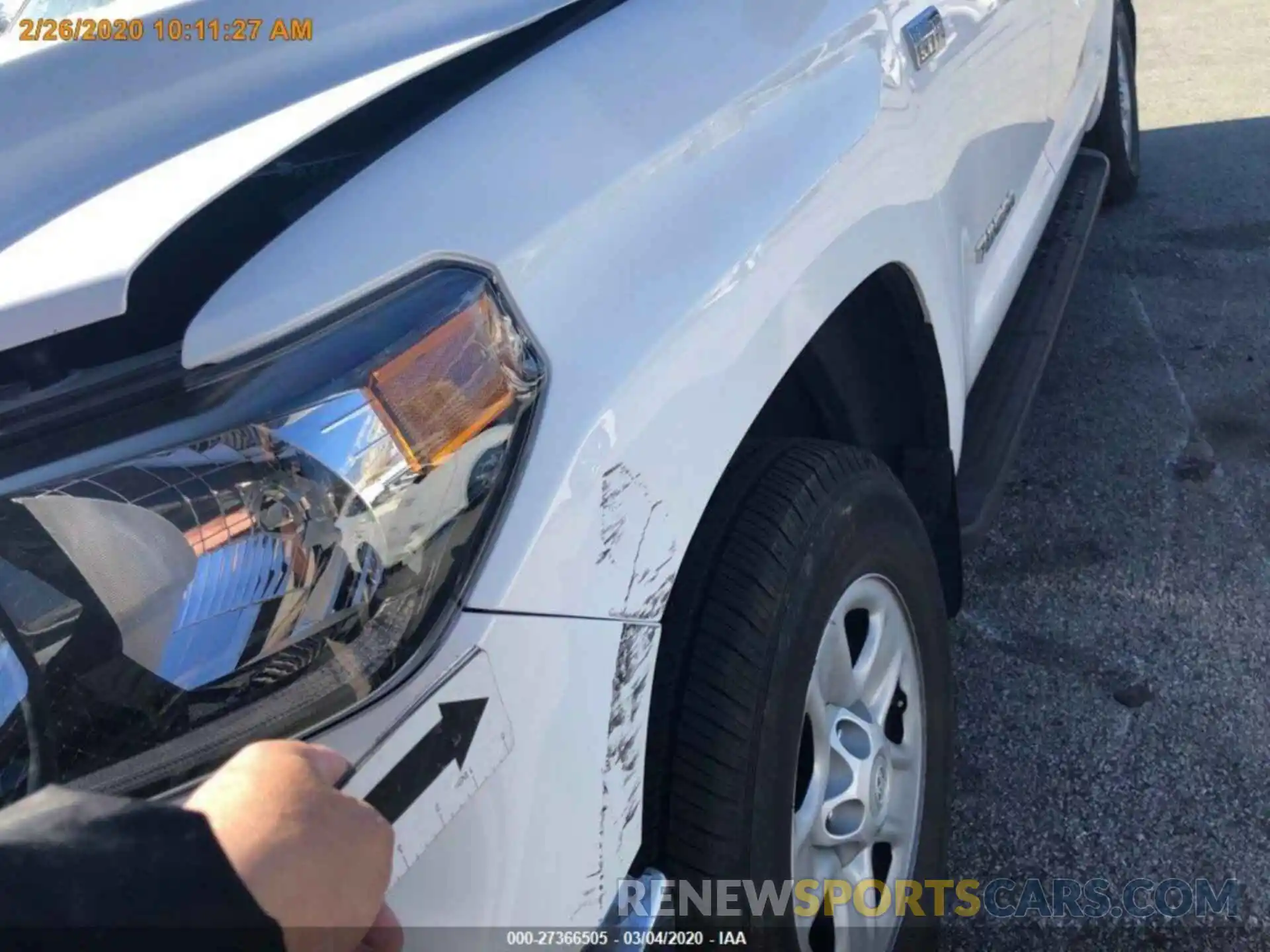 17 Photograph of a damaged car 5TFDY5F14LX904016 TOYOTA TUNDRA 2020