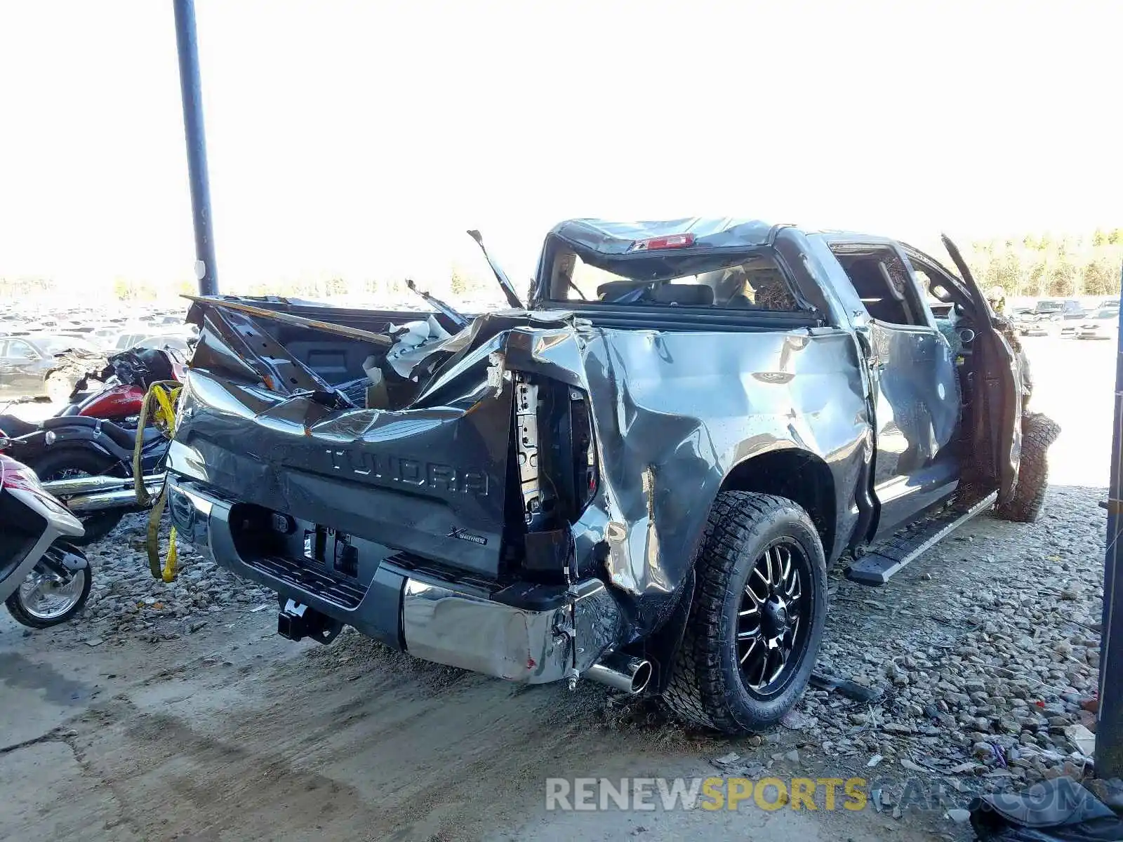 4 Photograph of a damaged car 5TFDY5F14LX914836 TOYOTA TUNDRA 2020