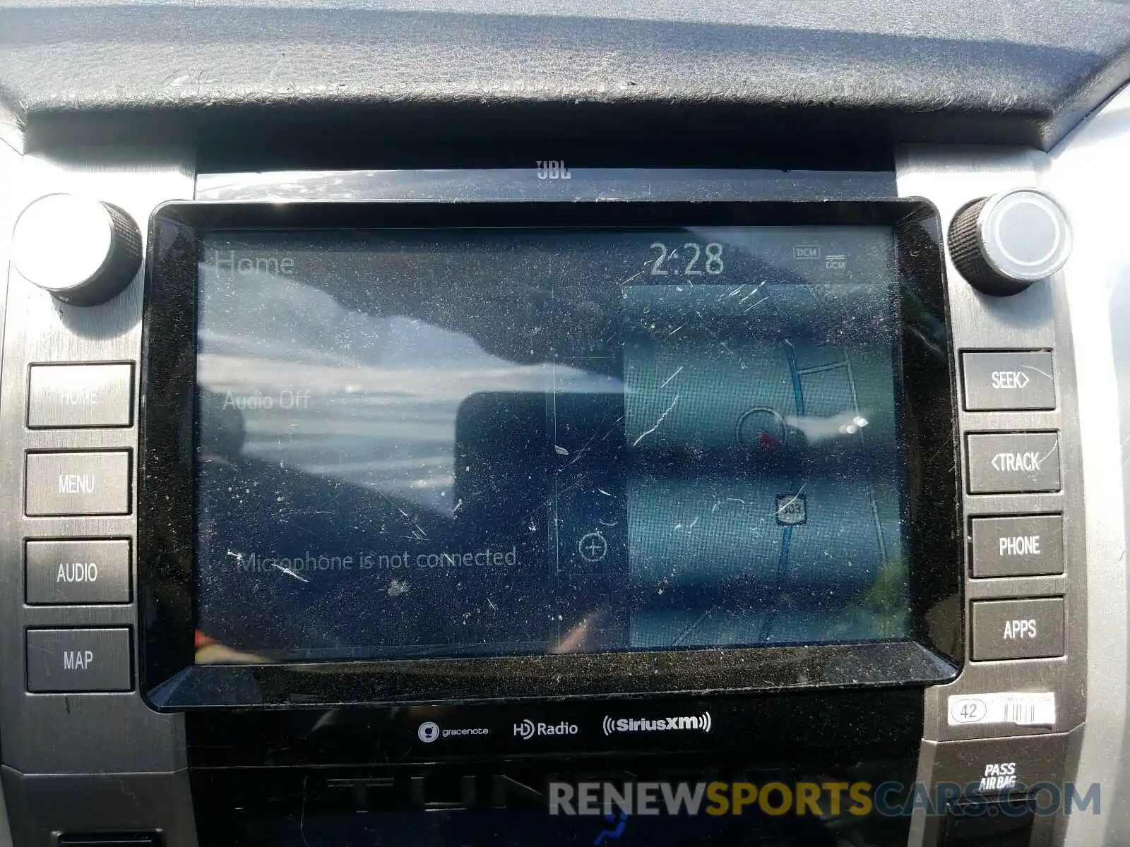 9 Photograph of a damaged car 5TFDY5F14LX916778 TOYOTA TUNDRA 2020