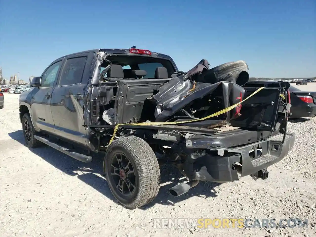 3 Photograph of a damaged car 5TFDY5F14LX931846 TOYOTA TUNDRA 2020