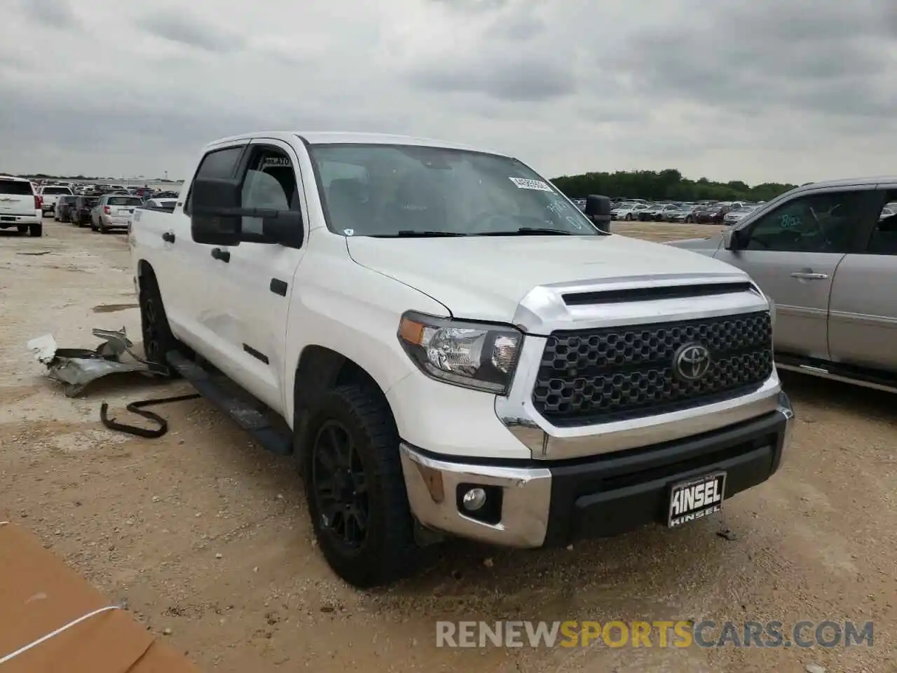 1 Photograph of a damaged car 5TFDY5F14LX953216 TOYOTA TUNDRA 2020