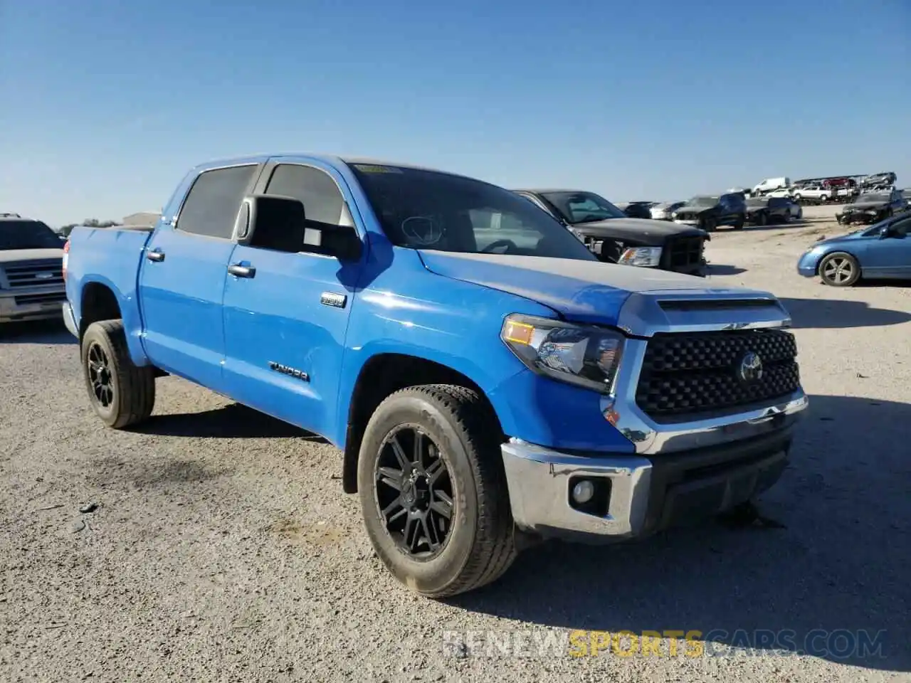 1 Photograph of a damaged car 5TFDY5F15LX881572 TOYOTA TUNDRA 2020