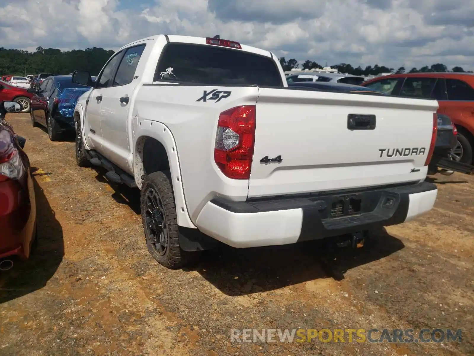 3 Photograph of a damaged car 5TFDY5F15LX887419 TOYOTA TUNDRA 2020