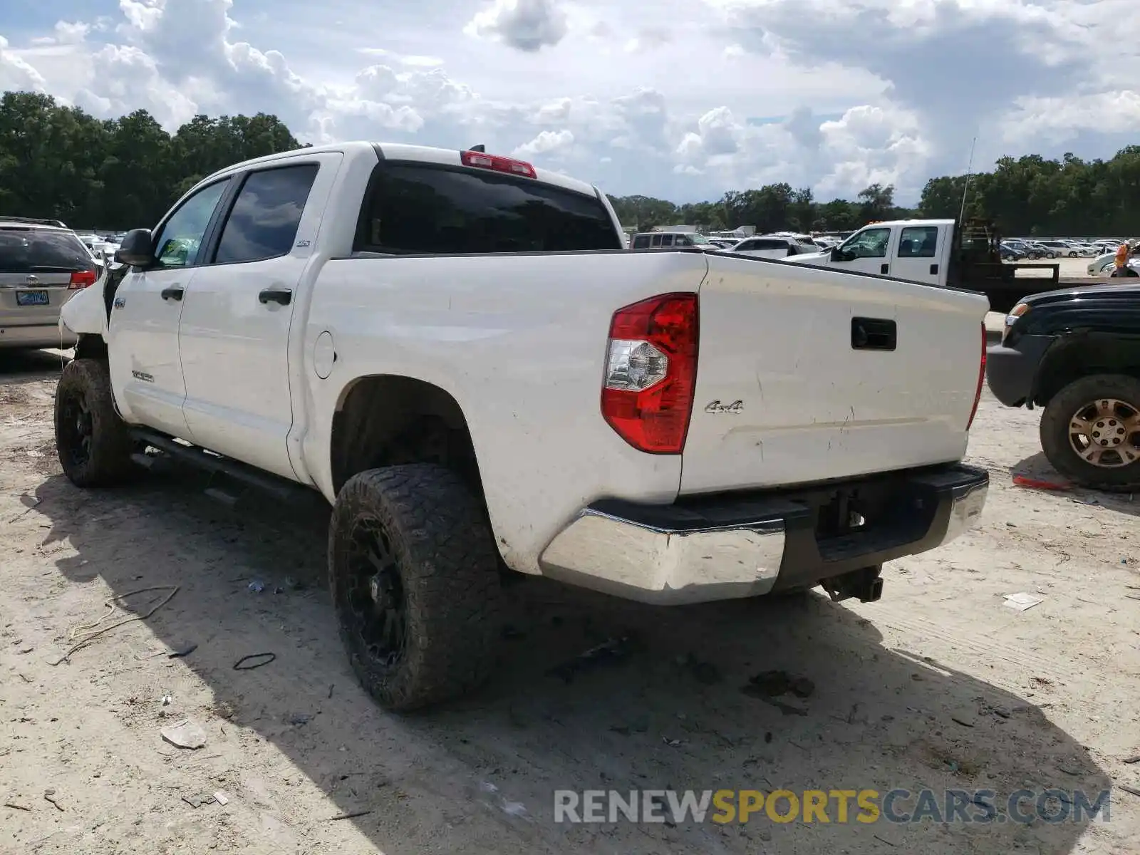 3 Photograph of a damaged car 5TFDY5F15LX928714 TOYOTA TUNDRA 2020