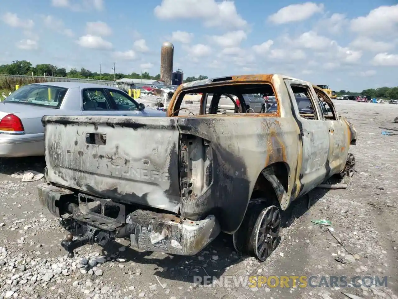 4 Photograph of a damaged car 5TFDY5F15LX931225 TOYOTA TUNDRA 2020