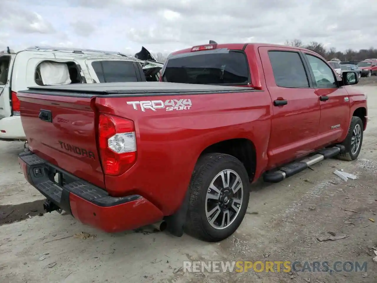 4 Photograph of a damaged car 5TFDY5F15LX946386 TOYOTA TUNDRA 2020