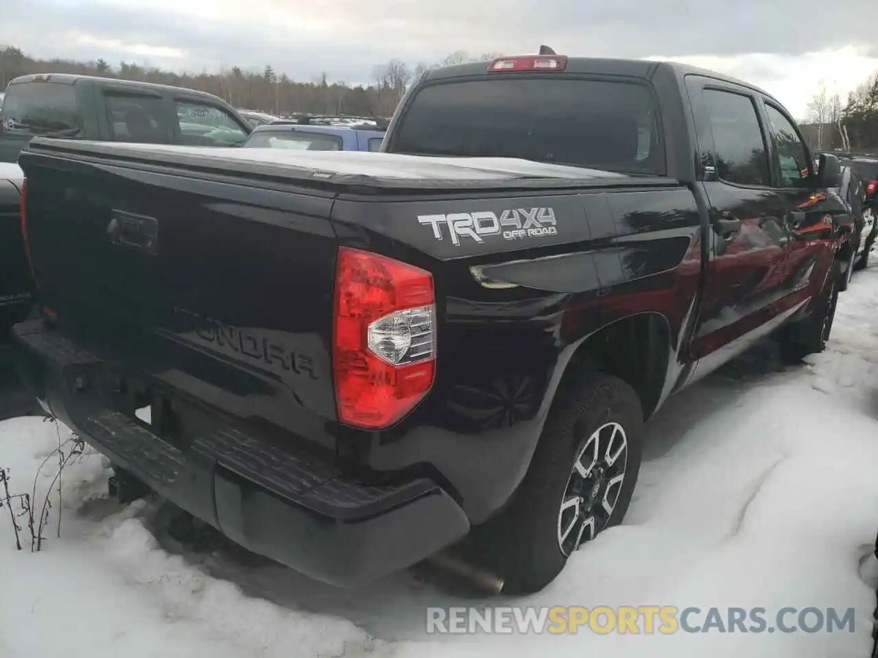 4 Photograph of a damaged car 5TFDY5F15LX947568 TOYOTA TUNDRA 2020