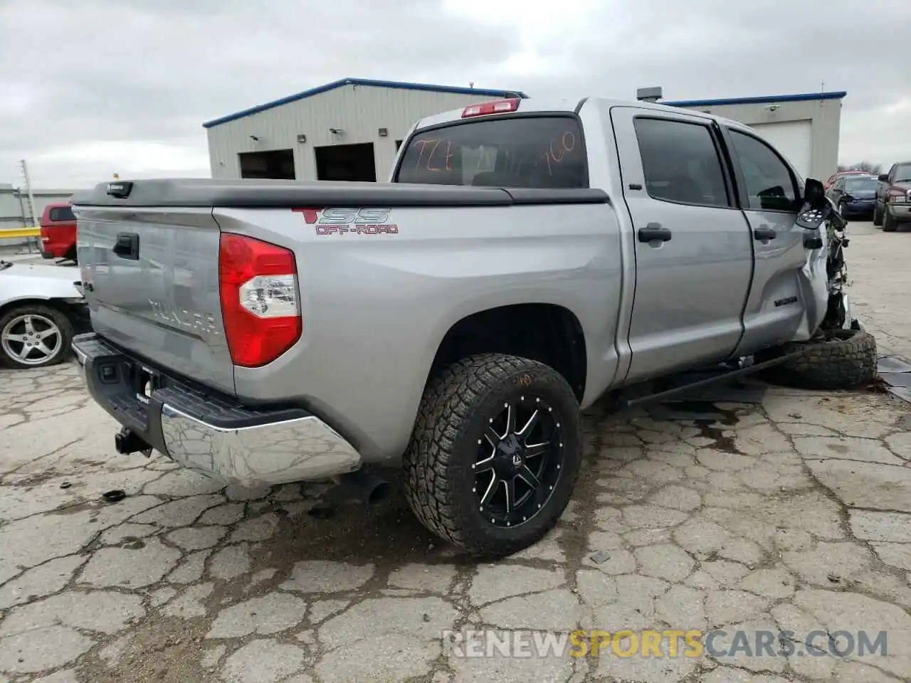 4 Photograph of a damaged car 5TFDY5F15LX948316 TOYOTA TUNDRA 2020