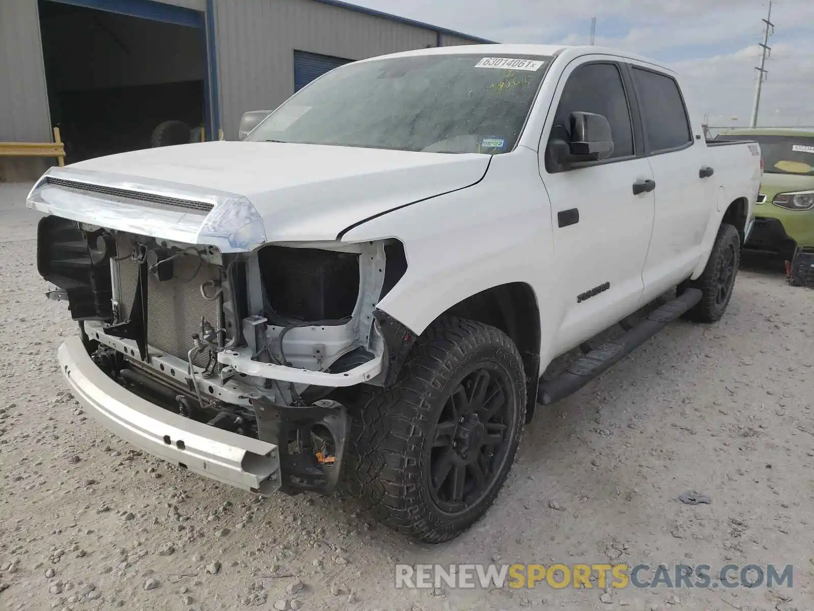 2 Photograph of a damaged car 5TFDY5F15LX954245 TOYOTA TUNDRA 2020