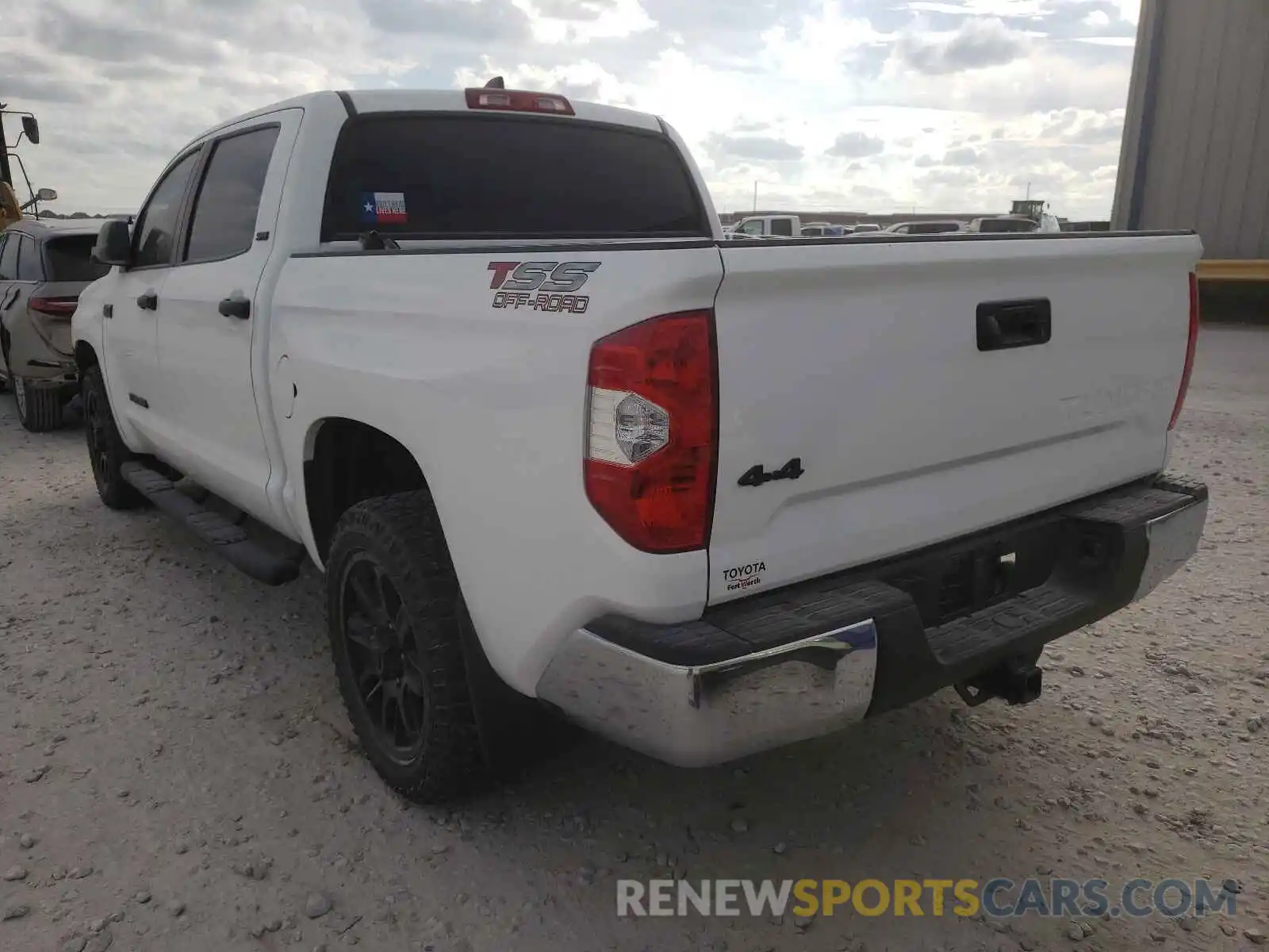 3 Photograph of a damaged car 5TFDY5F15LX954245 TOYOTA TUNDRA 2020